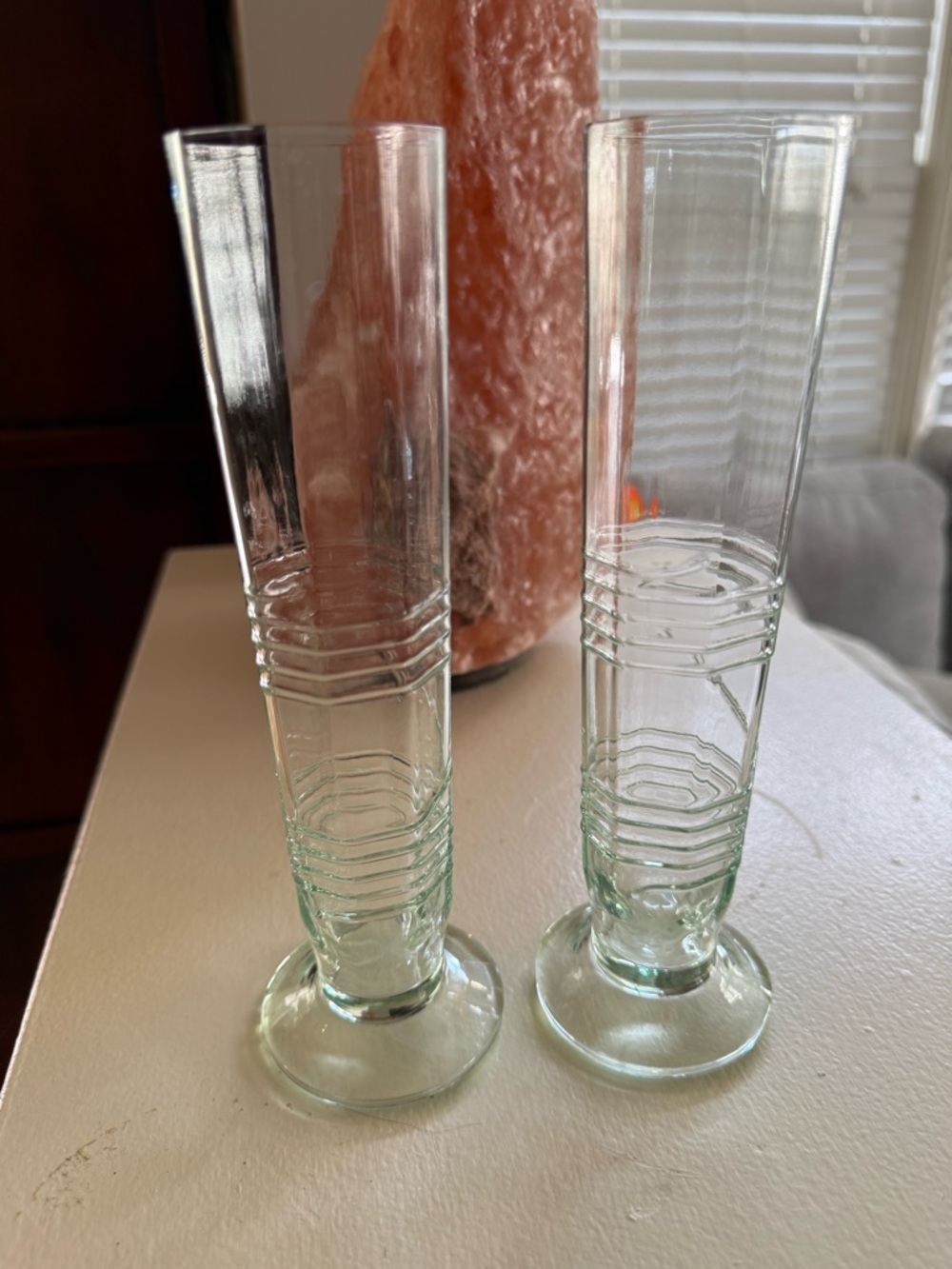 Swedish “Passglas"  Champagne flutes or wine glasses